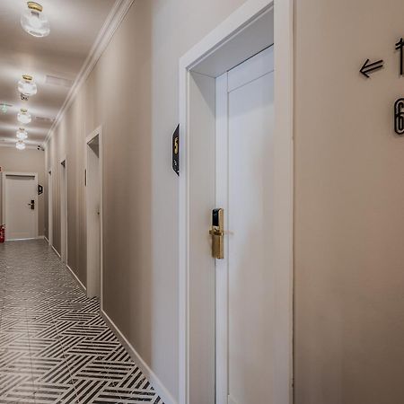 Timeless Boutique Suites By Bqa ブダペスト エクステリア 写真