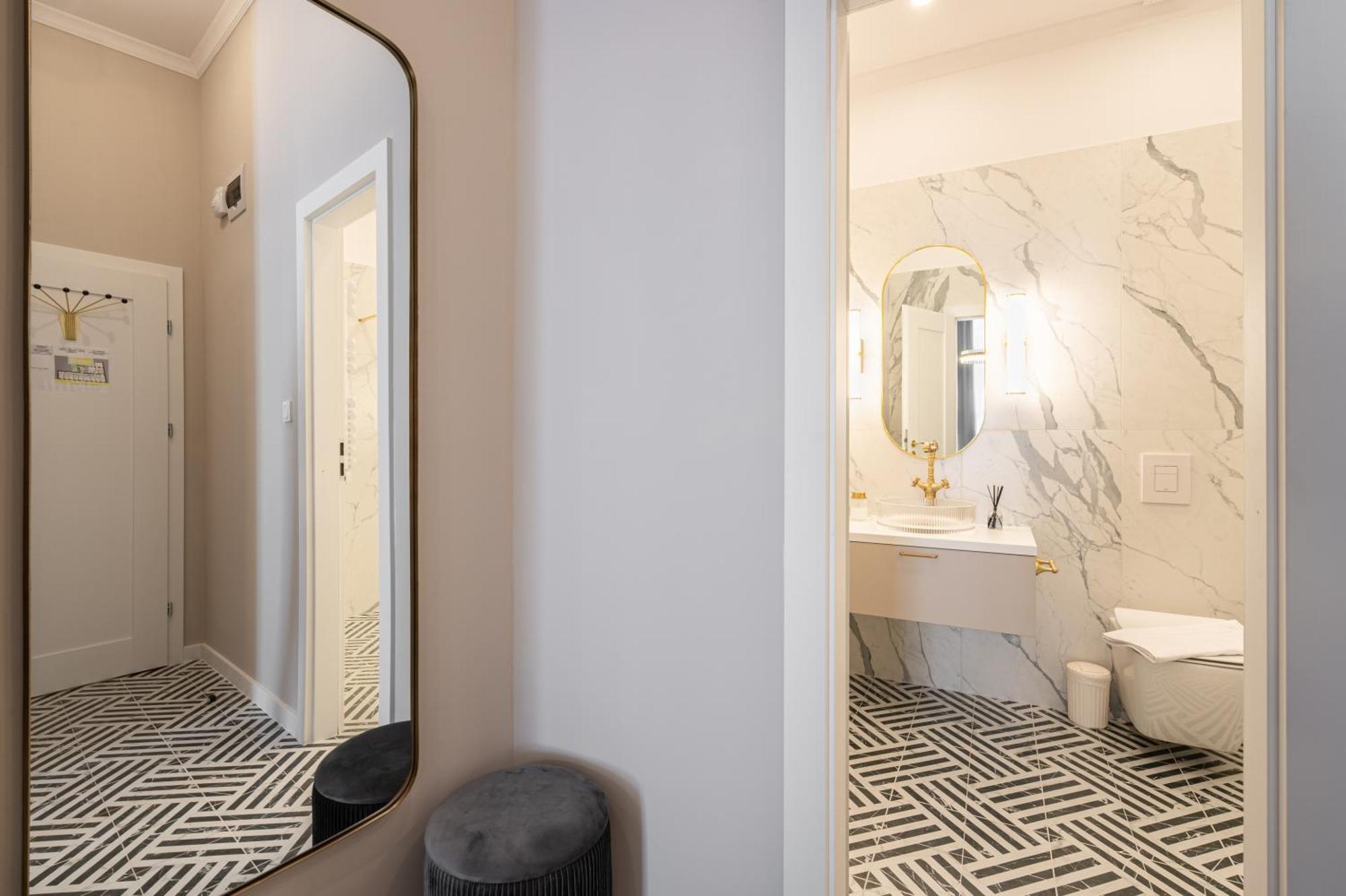 Timeless Boutique Suites By Bqa ブダペスト エクステリア 写真