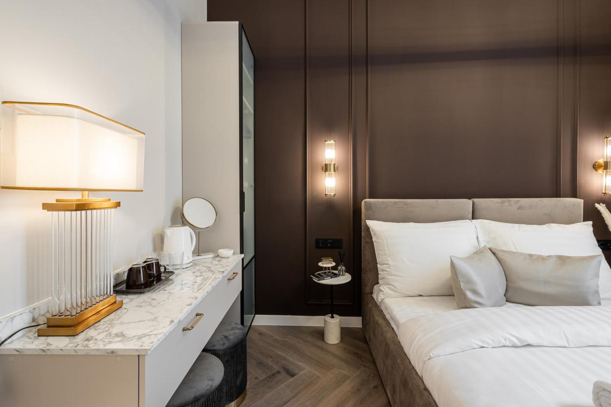 Timeless Boutique Suites By Bqa ブダペスト エクステリア 写真